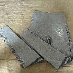 Grey yoga pants